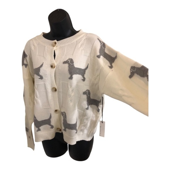 Cream and gray daschound print adorable cardgian sweater size small brand new‎ - Picture 3 of 13